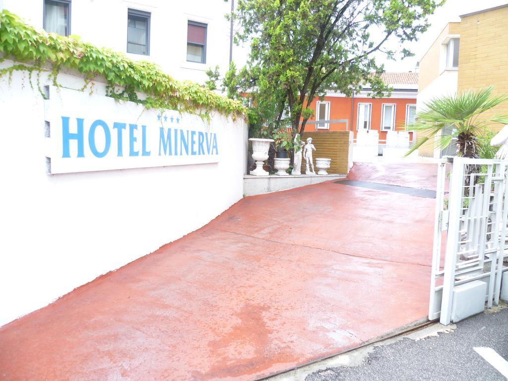 Hotel Minerva Pordenone Exterior foto